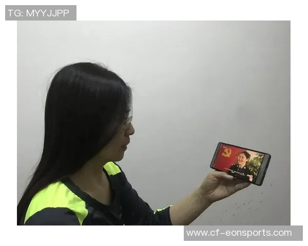 38岁小法为26岁继女庆生展现榜样力量引发热议